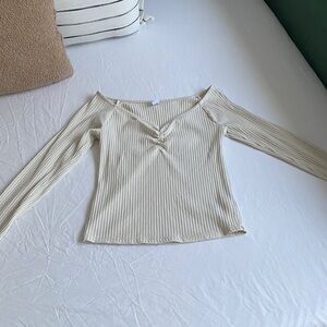 Old Navy Cream Ribbed Long Sleeve Top